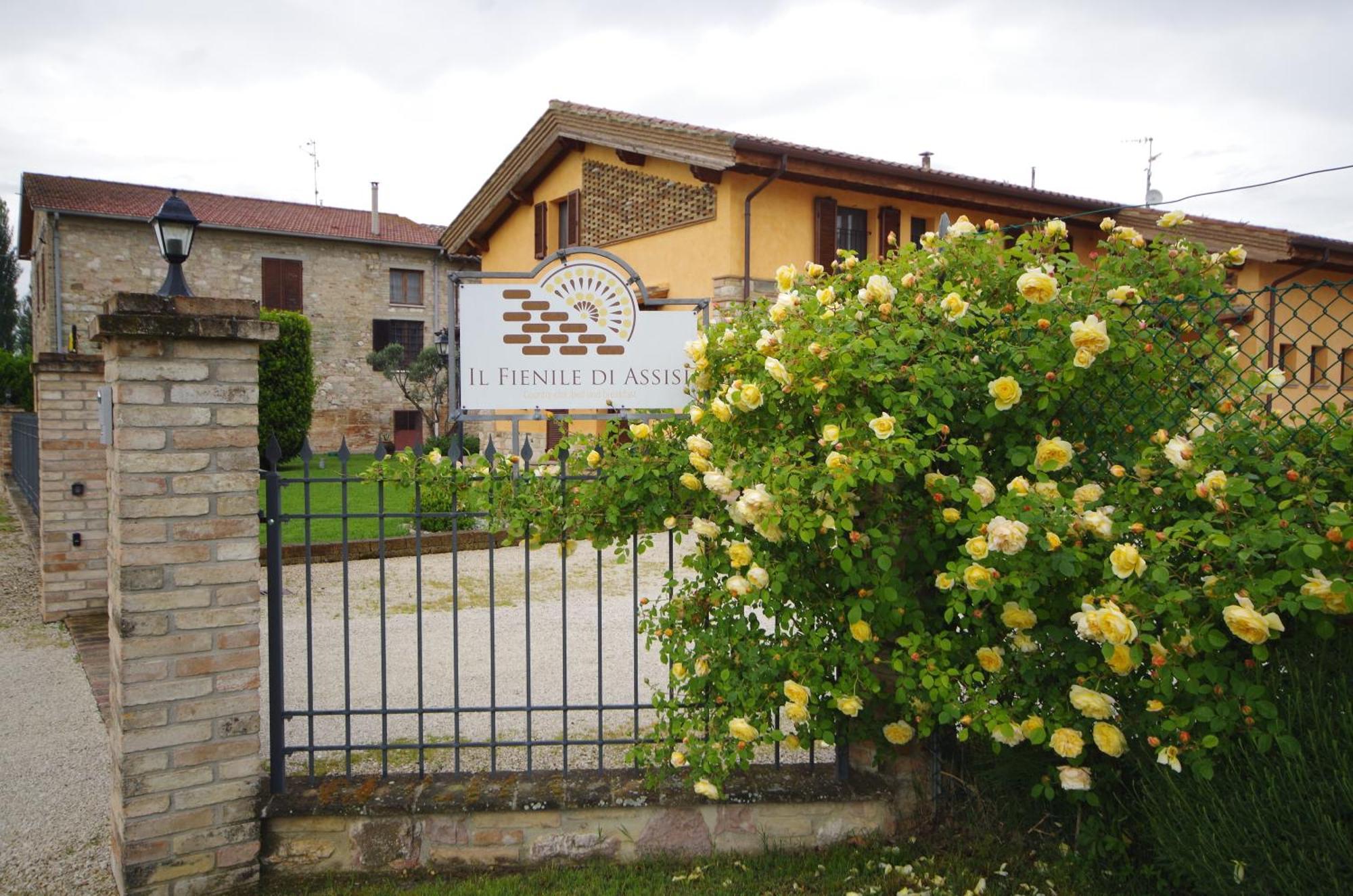 Vila Il Fienile Di Assisi Exteriér fotografie